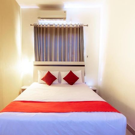 Pratisarawirya Guesthouse By Ecommerceloka Сурабая Экстерьер фото